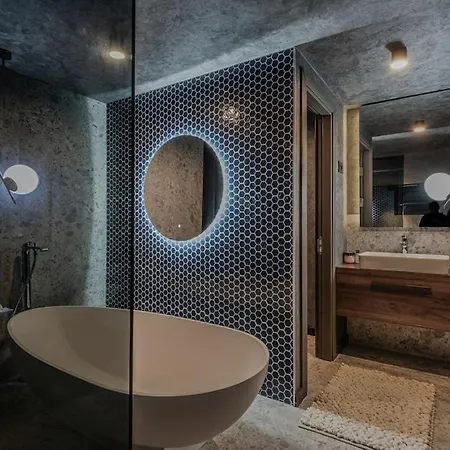 Mao Apartment